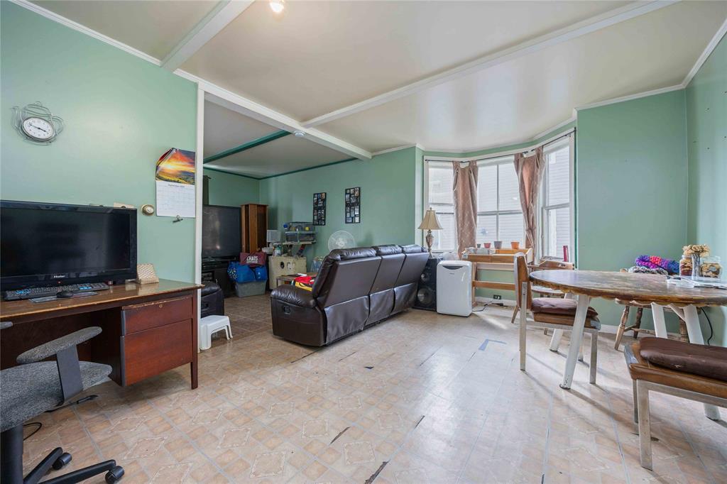 136 Alfred Street, Sarnia, ON