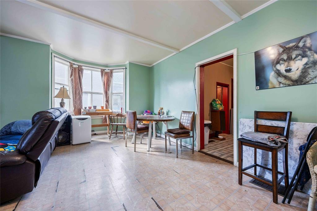 136 Alfred Street, Sarnia, ON