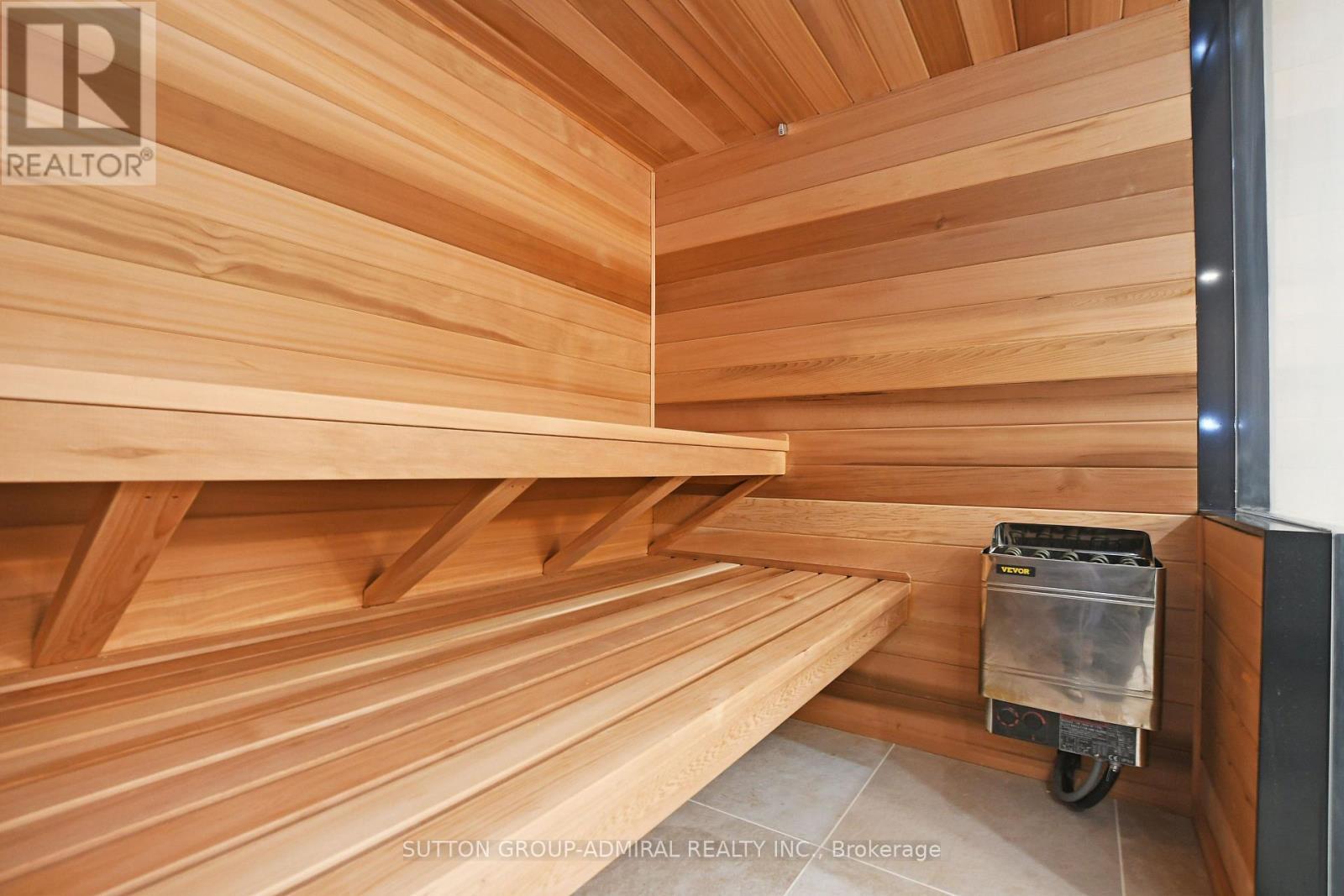 308 Indian Point Road, Kawartha Lakes, ON - Indoor Photo Showing Other Room