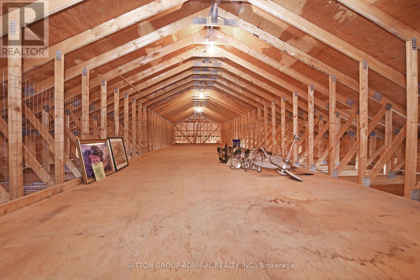 308 Indian Point Road, Kawartha Lakes, ON - Indoor Photo Showing Other Room
