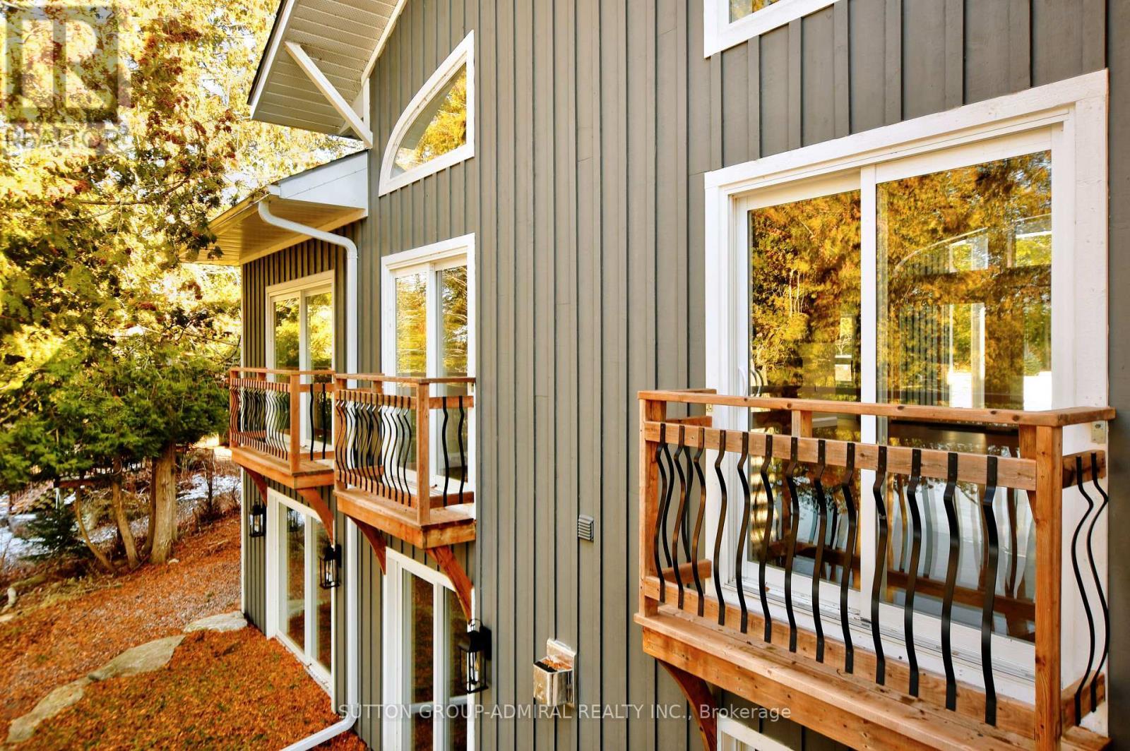 308 Indian Point Road, Kawartha Lakes, ON - Outdoor With Exterior