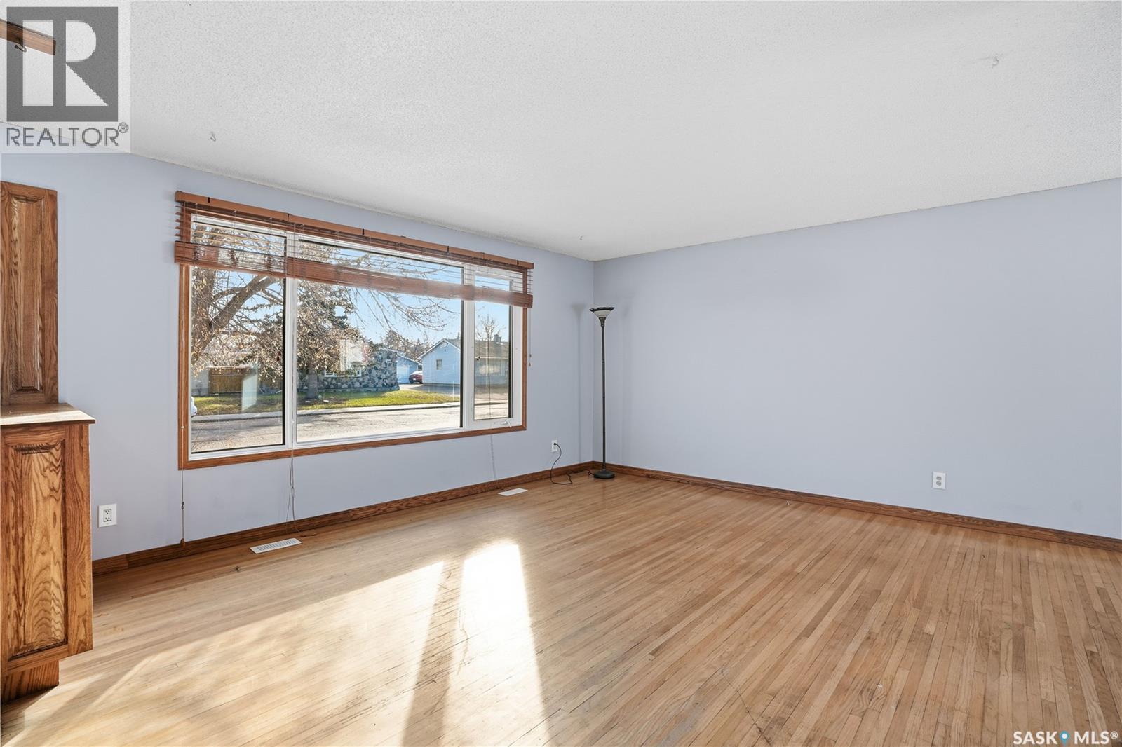 128 Yarnton Crescent, Regina, SK - Indoor Photo Showing Other Room