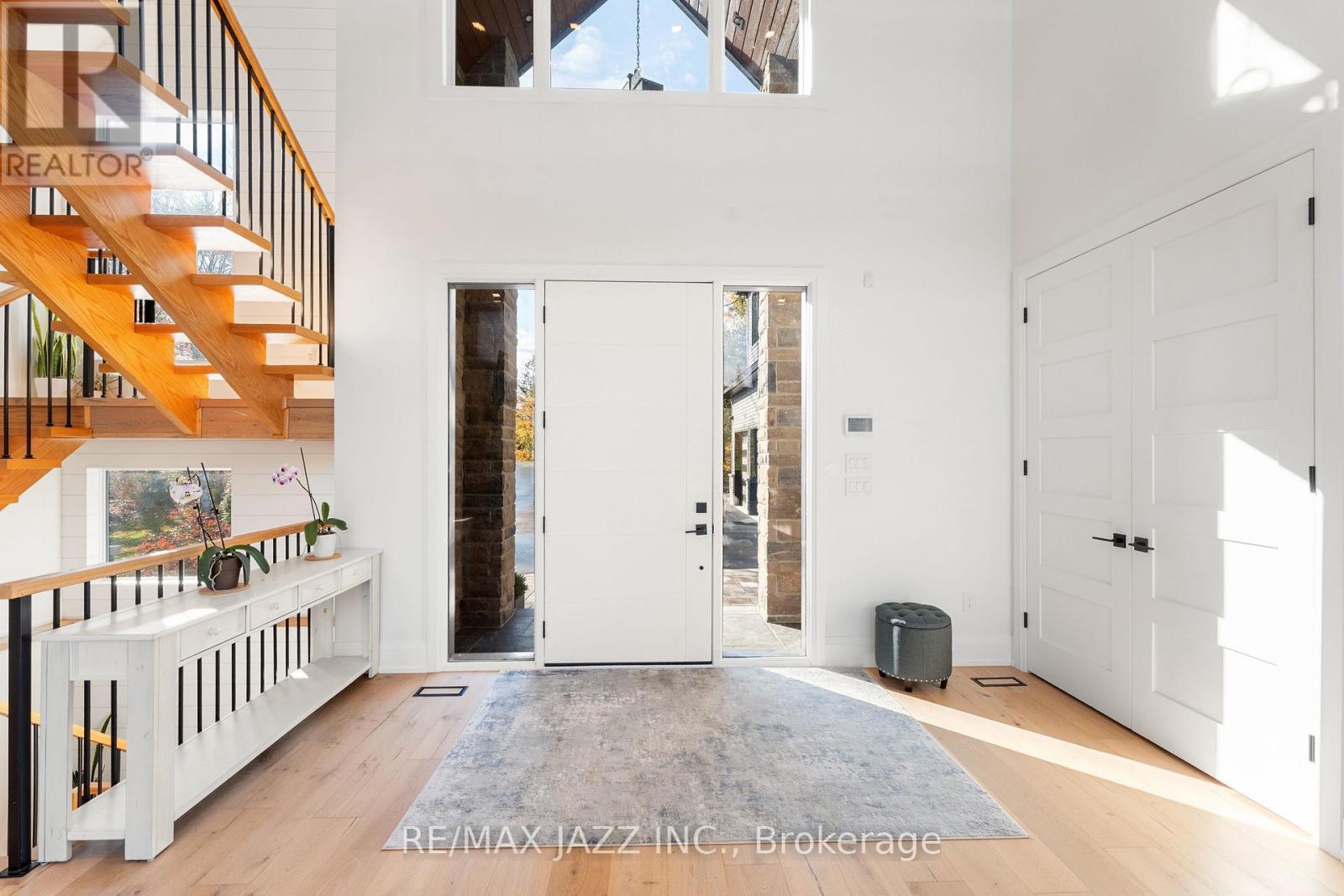 147 Elysian Fields Road, Kawartha Lakes (Fenelon), ON - Indoor Photo Showing Other Room