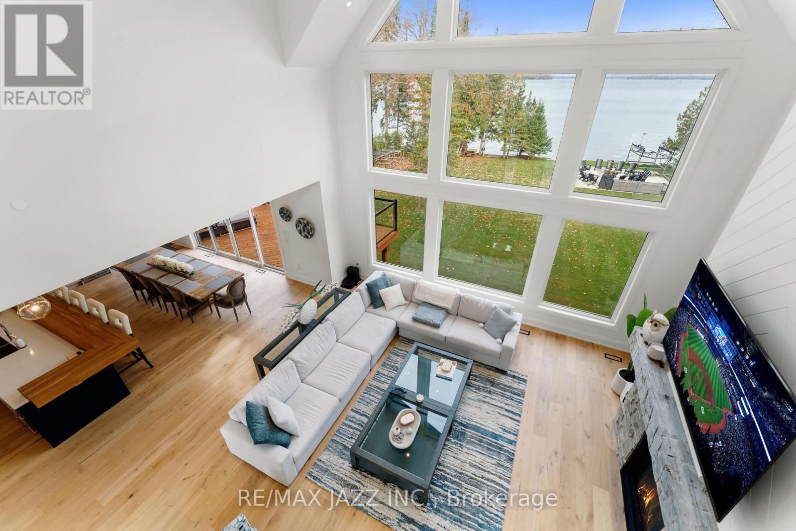 147 Elysian Fields Road, Kawartha Lakes (Fenelon), ON - Indoor Photo Showing Other Room