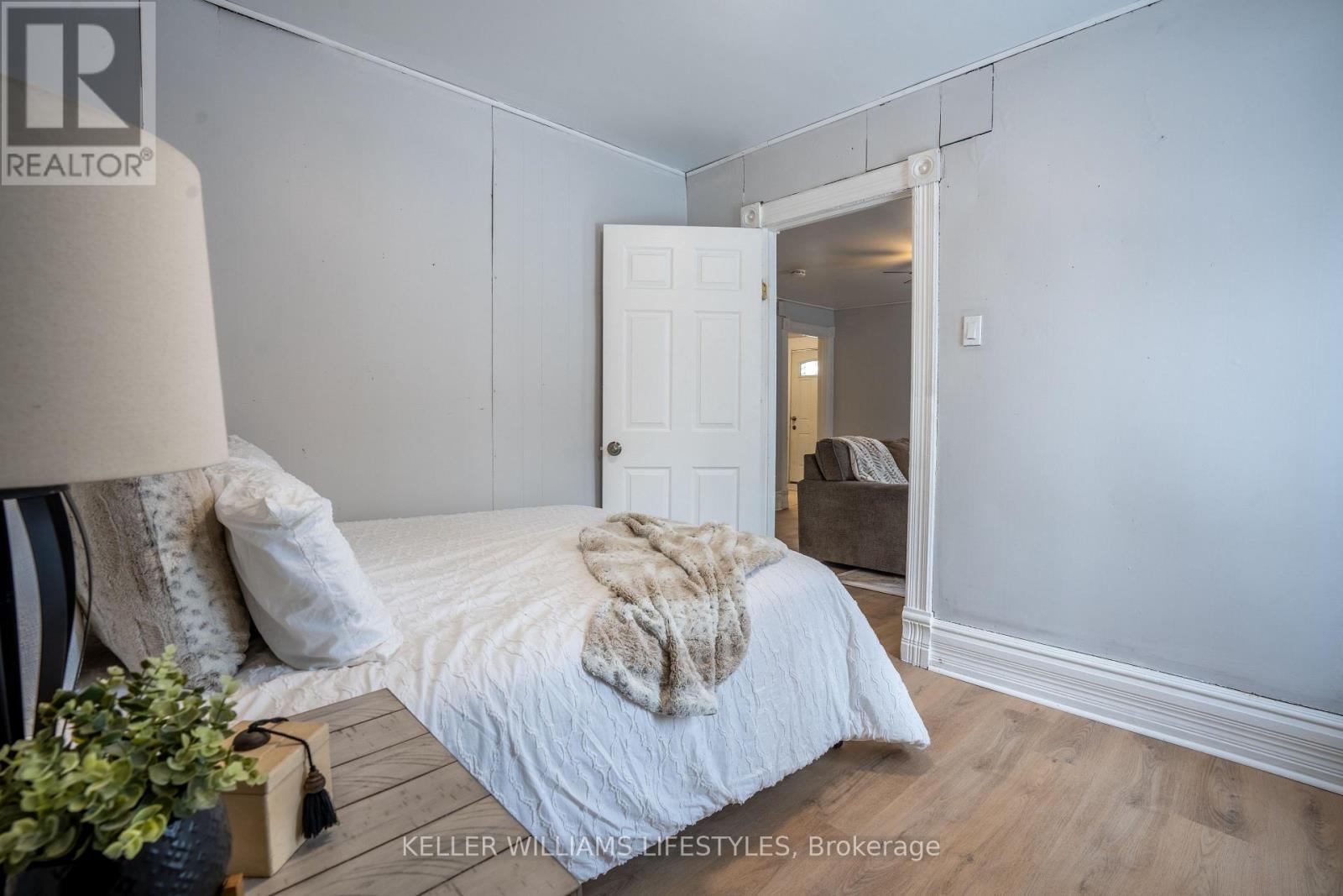 Lower - 83 Adelaide Street S, Chatham-Kent (Se), ON - Indoor Photo Showing Bedroom