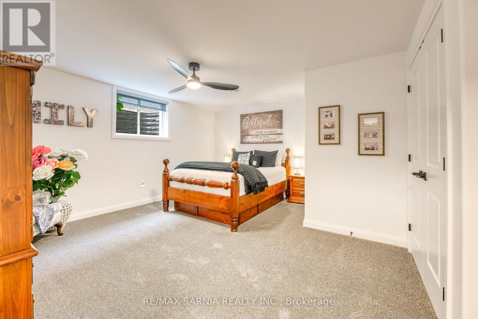 393 Bayhill Drive, St. Clair, ON - Indoor Photo Showing Bedroom