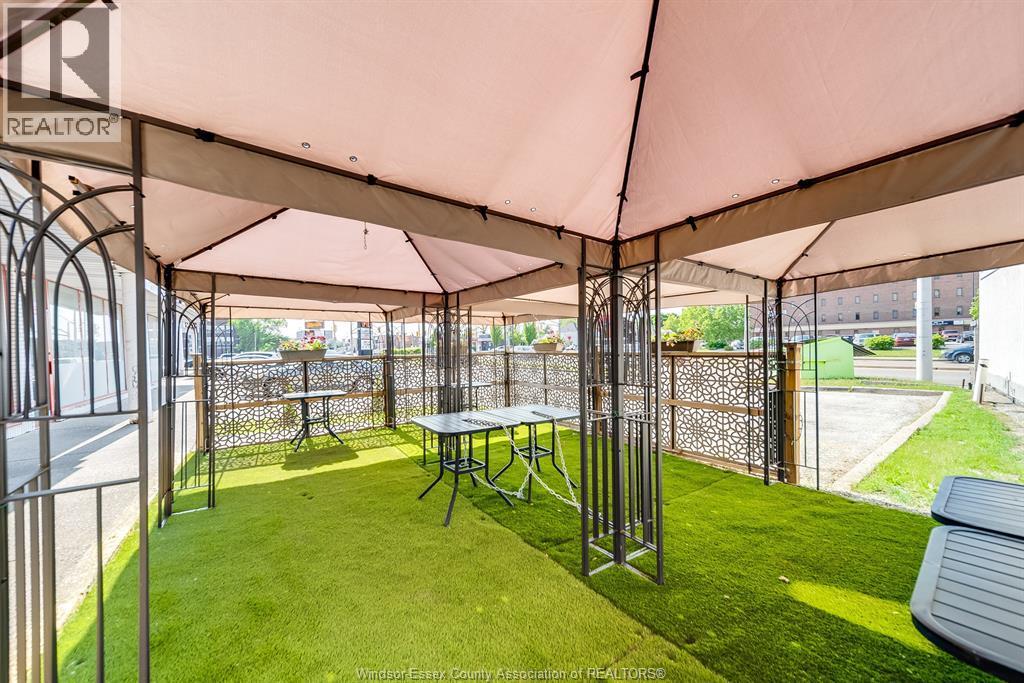 521 Tecumseh Road East, Windsor, ON