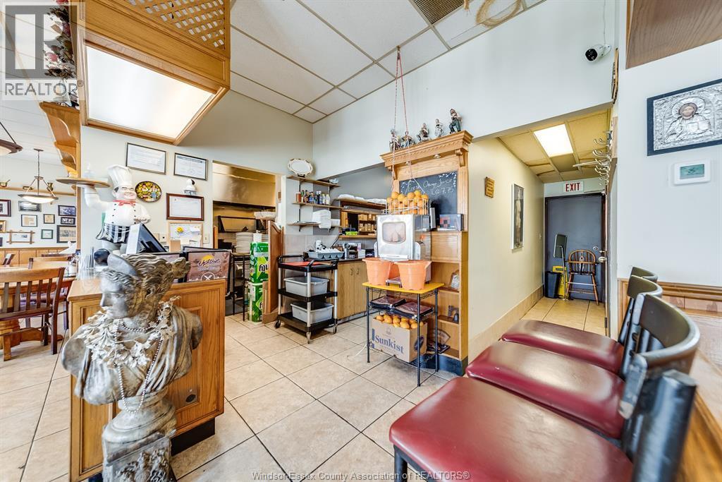 521 Tecumseh Road East, Windsor, ON