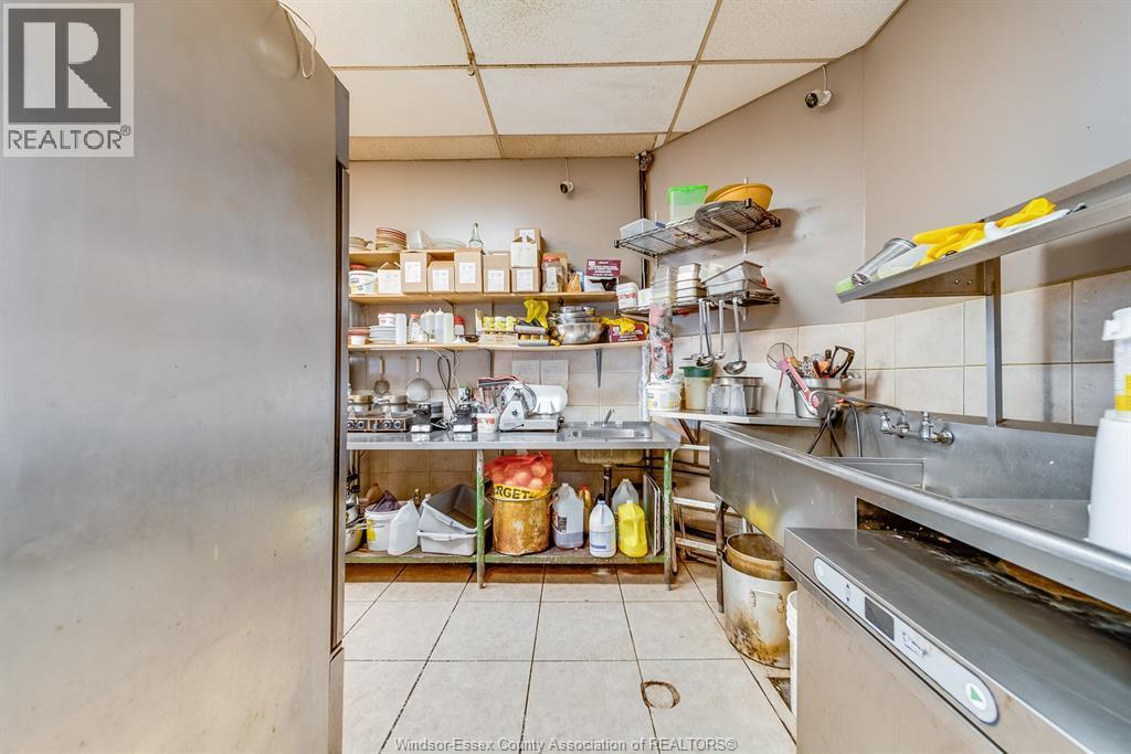 521 Tecumseh Road East, Windsor, ON