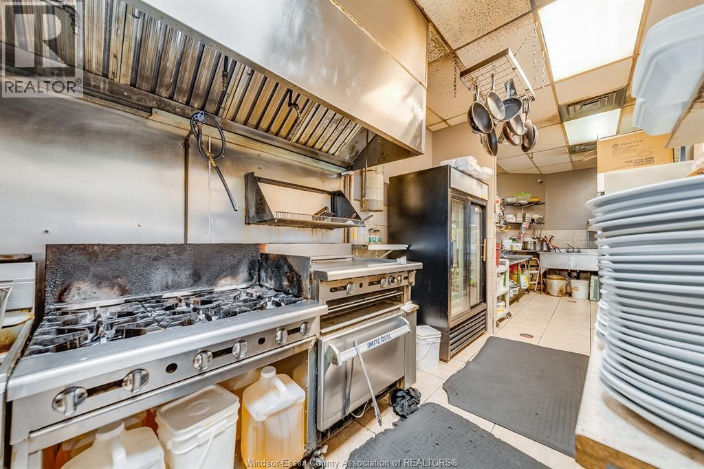 521 Tecumseh Road East, Windsor, ON