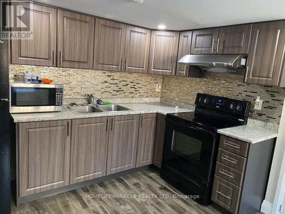 Basement - 70 Quillberry Close, Brampton, ON - Indoor Photo Showing Kitchen With Double Sink