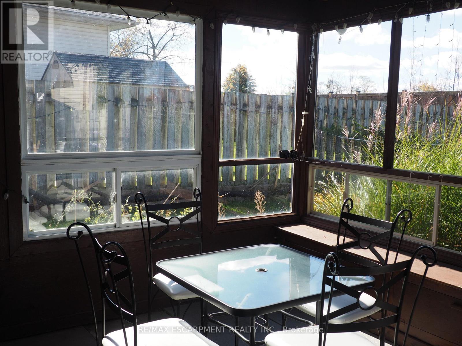 Main - 7543 Redhaven Crescent, Niagara Falls, ON - Photo Showing Other Room