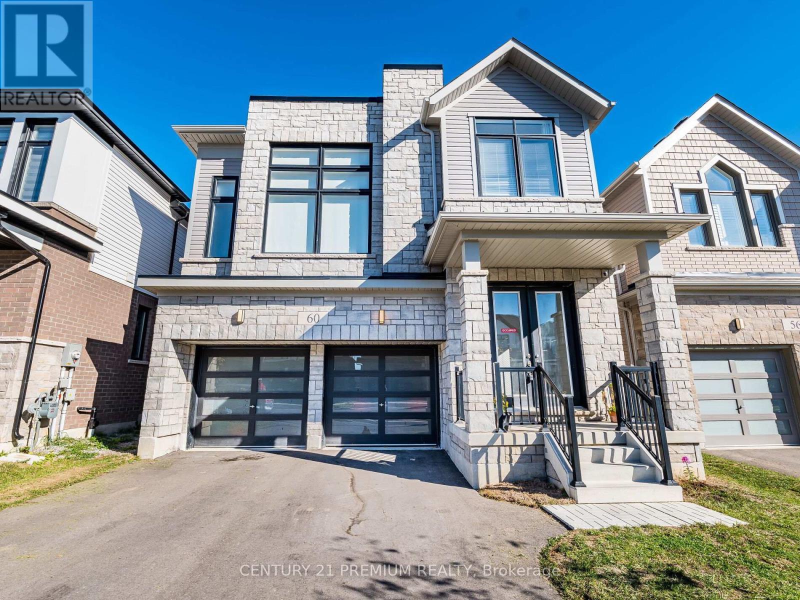 60 Yale Drive, Hamilton, ON - Outdoor With Facade