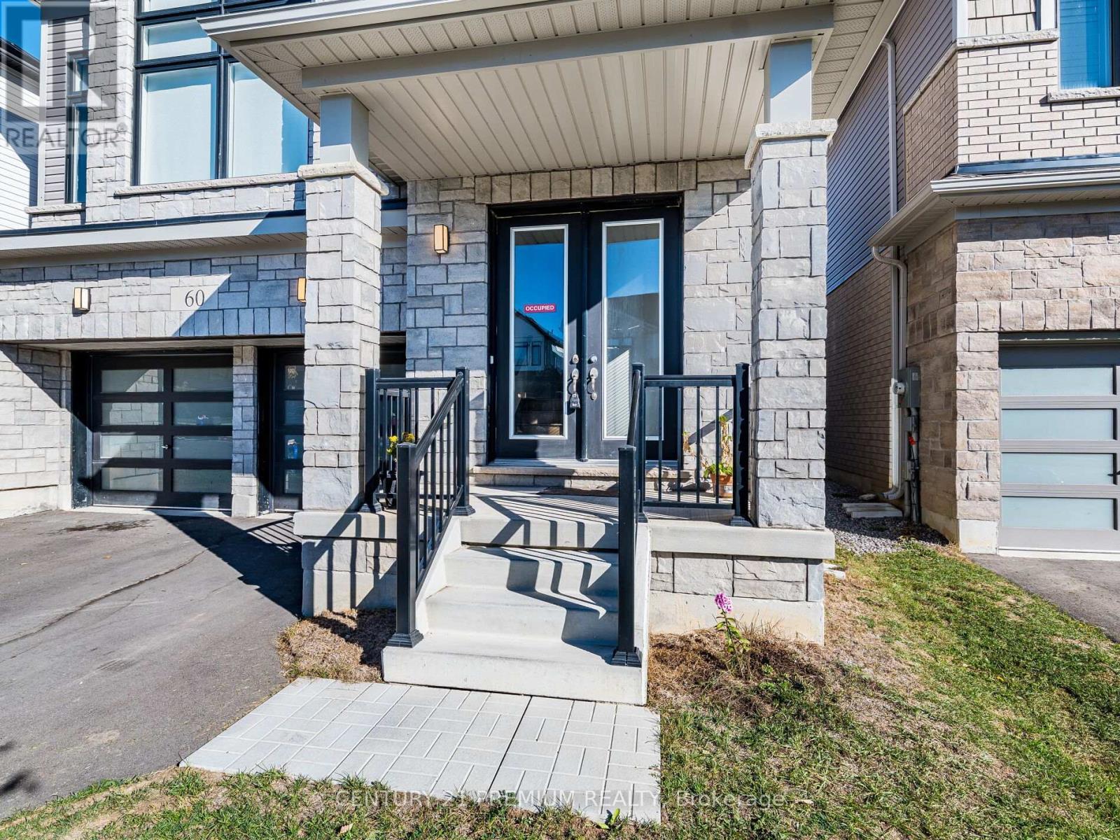 60 Yale Drive, Hamilton, ON - Outdoor