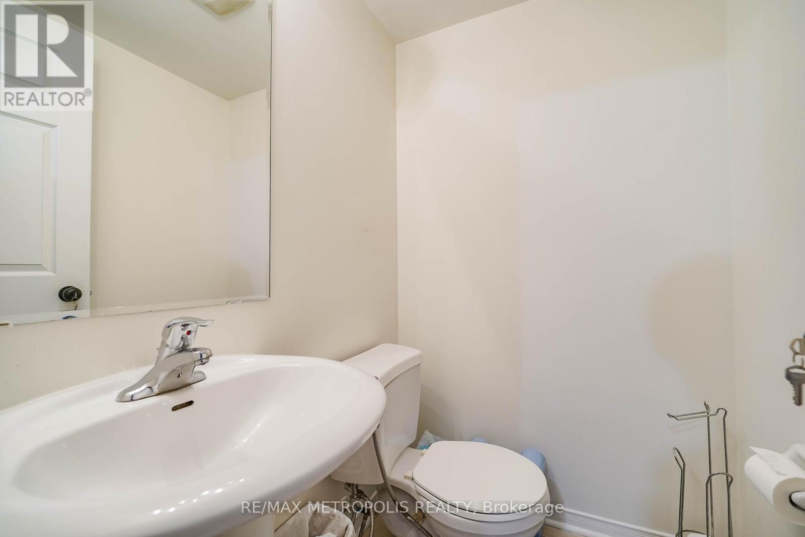 28 Talbotshire Street, Ajax, ON - Indoor Photo Showing Bathroom