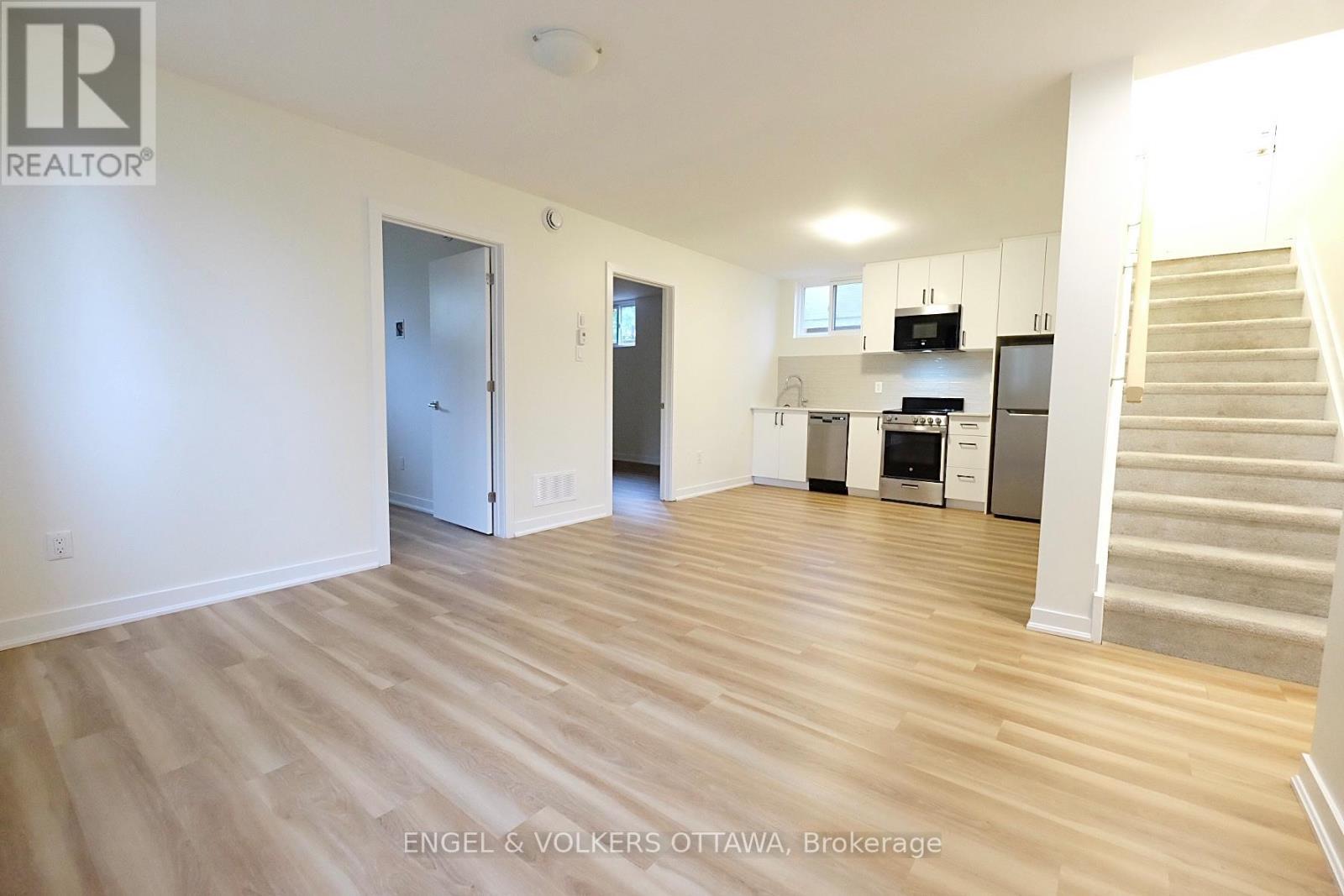 Unit B - 636 Hochelaga Street, Ottawa, ON - Indoor