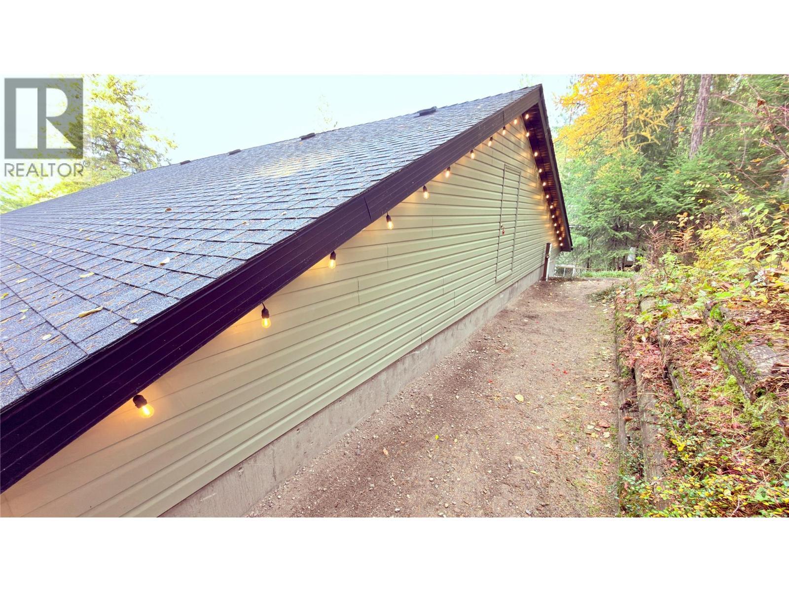 102 Sandner Road, Christina Lake, BC - Outdoor