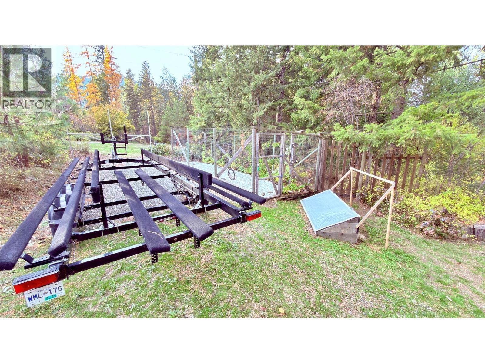 102 Sandner Road, Christina Lake, BC - Outdoor