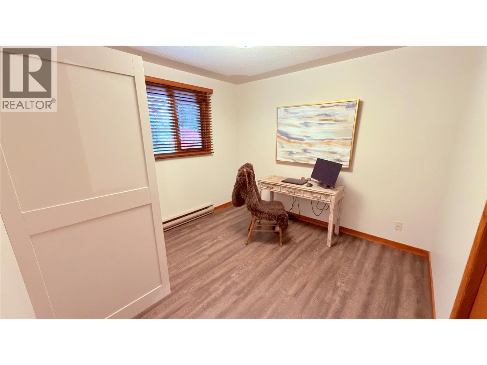 102 Sandner Road, Christina Lake, BC - Indoor