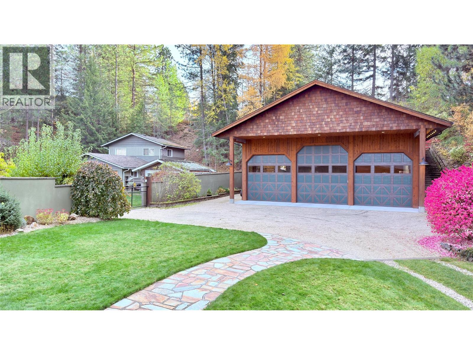 102 Sandner Road, Christina Lake, BC - Outdoor