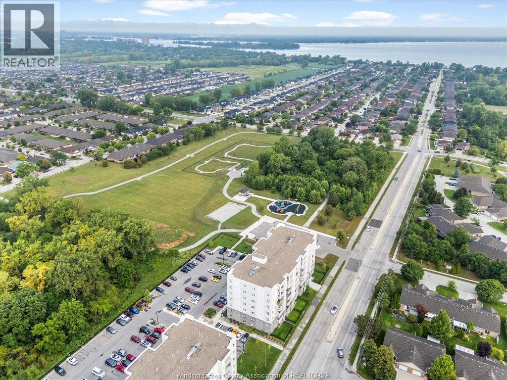 1675 Banwell Unit# 606, Windsor, ON - Outdoor With View