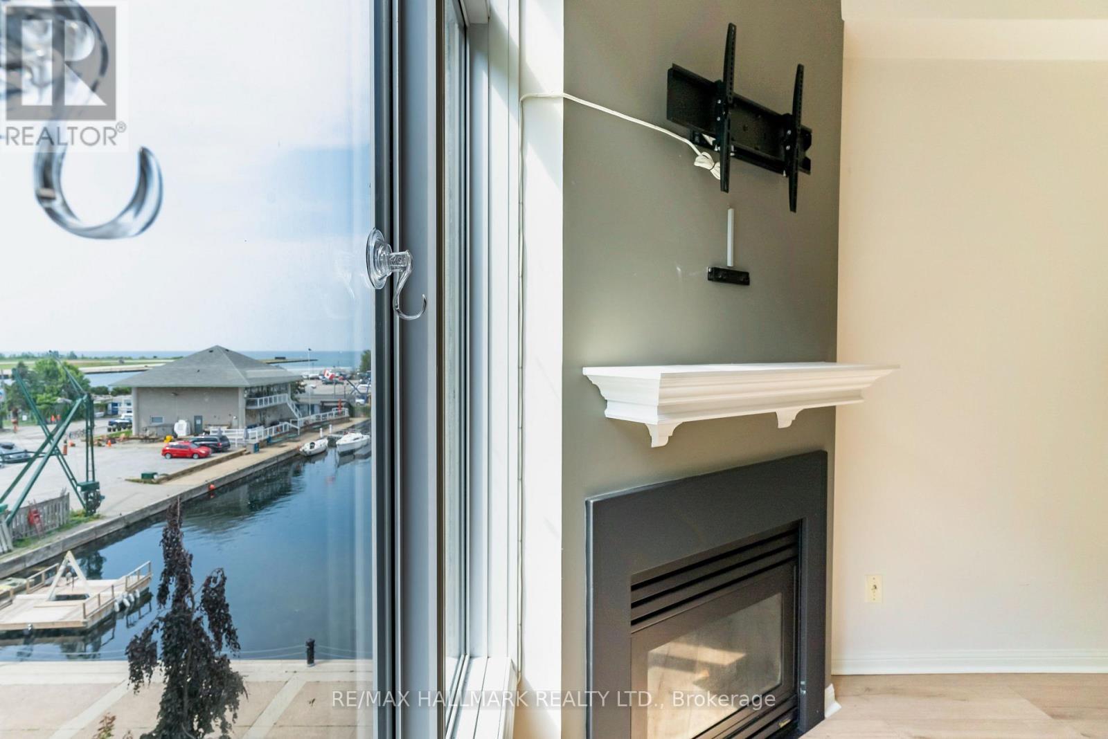 278 - 30 Stadium Road, Toronto, ON - Indoor With Fireplace