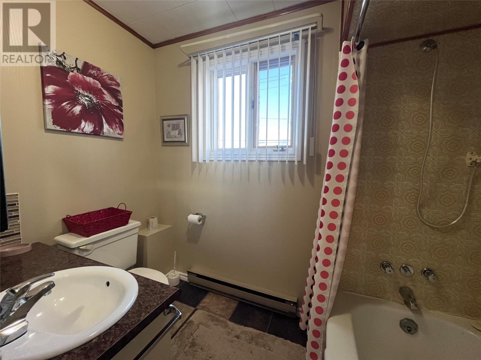 44 Main Street, Grand Bank, NL - Indoor Photo Showing Bathroom