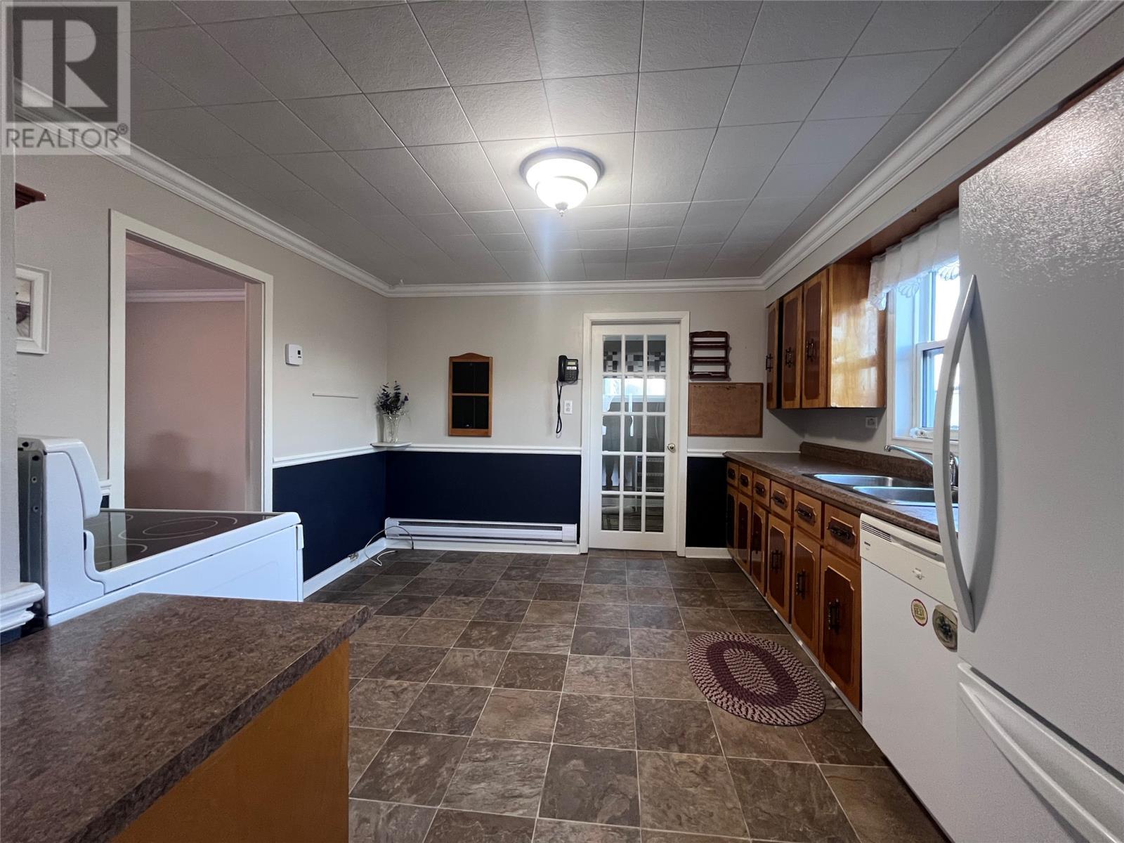 44 Main Street, Grand Bank, NL - Indoor