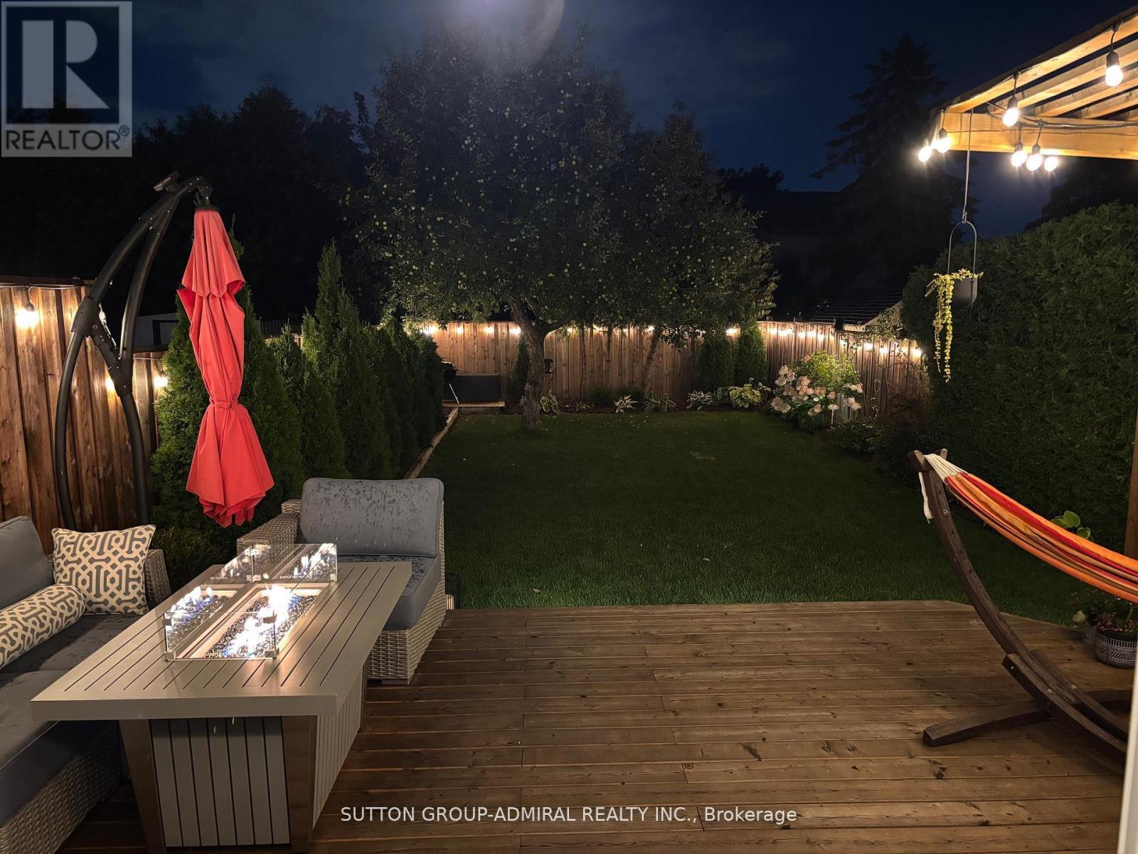 709 Greycedar Crescent, Mississauga, ON - Outdoor With Deck Patio Veranda