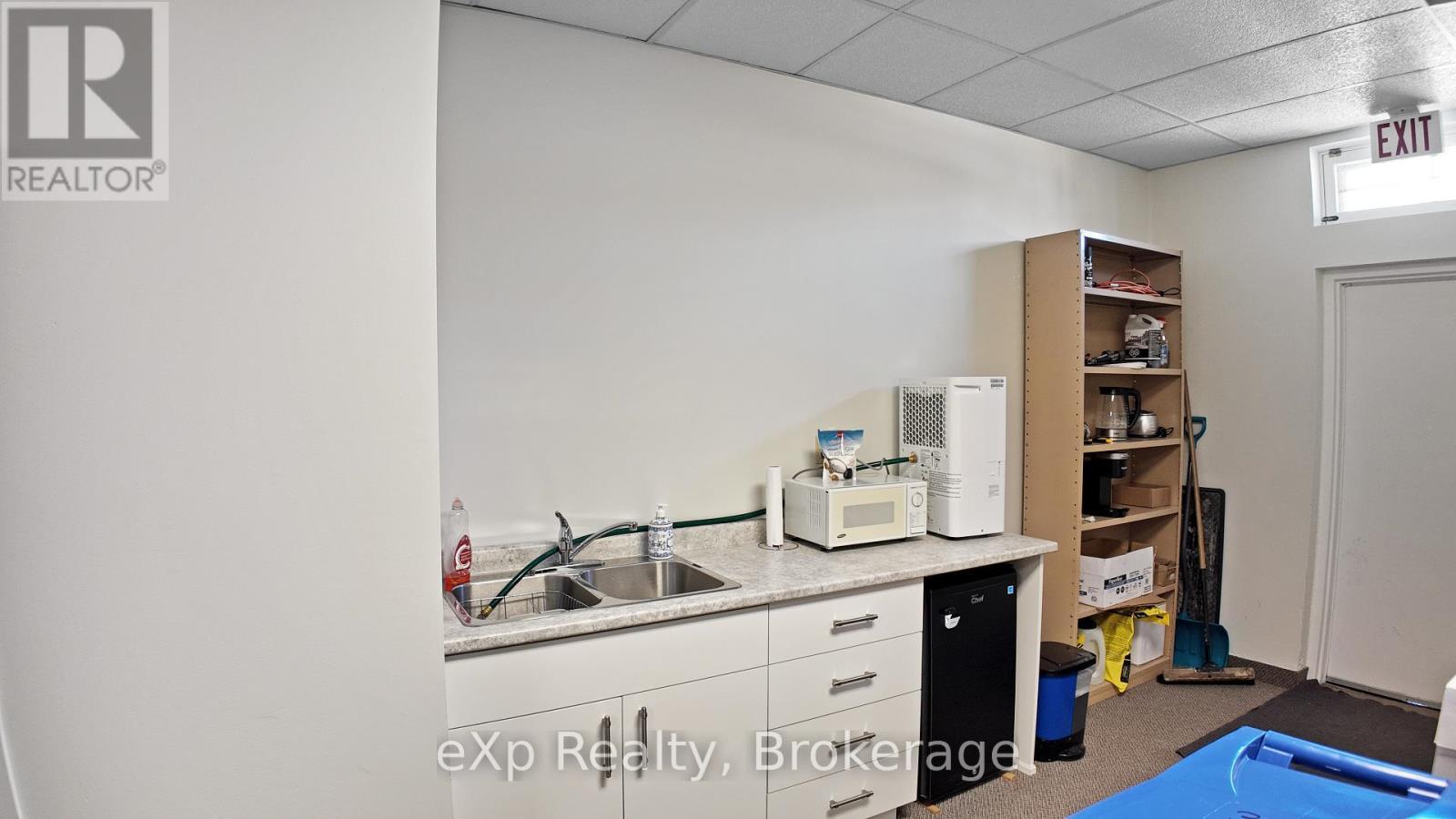 322 10Th Street, Hanover, ON