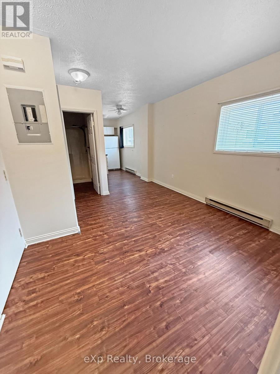 322 10Th Street, Hanover, ON