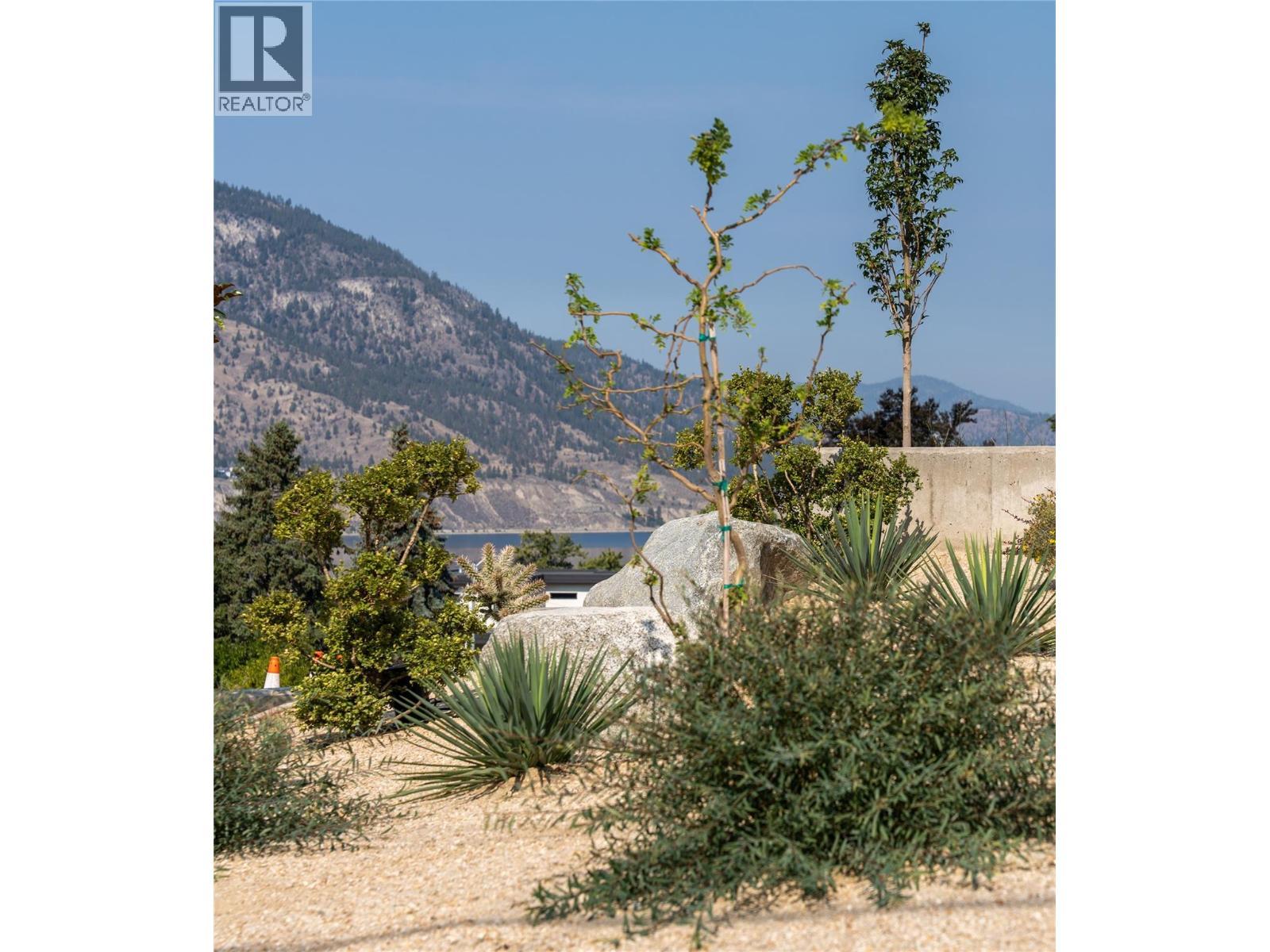 745 Westminster Avenue E, Penticton, BC