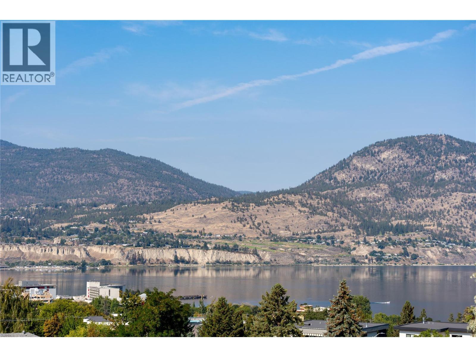 745 Westminster Avenue E, Penticton, BC