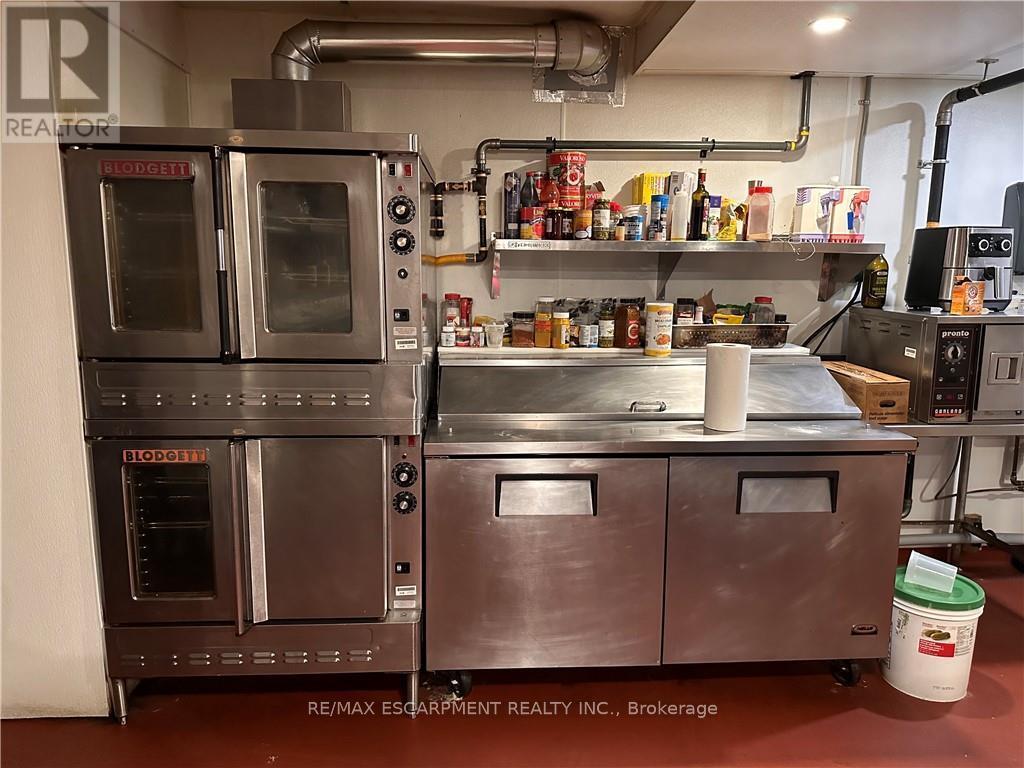 33 Bowen Street, Hamilton, ON