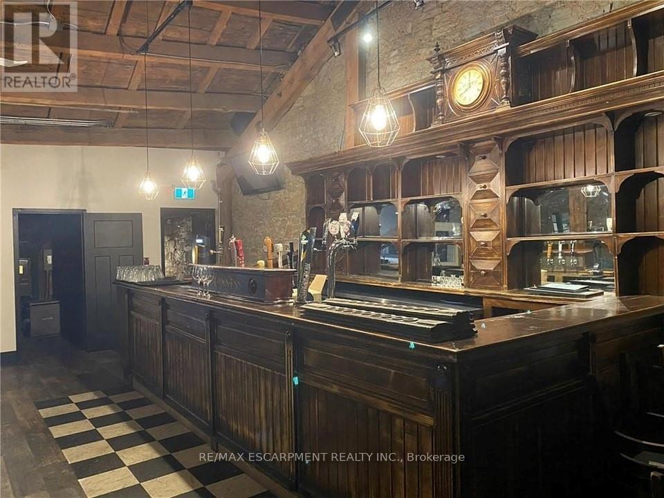 33 Bowen Street, Hamilton, ON