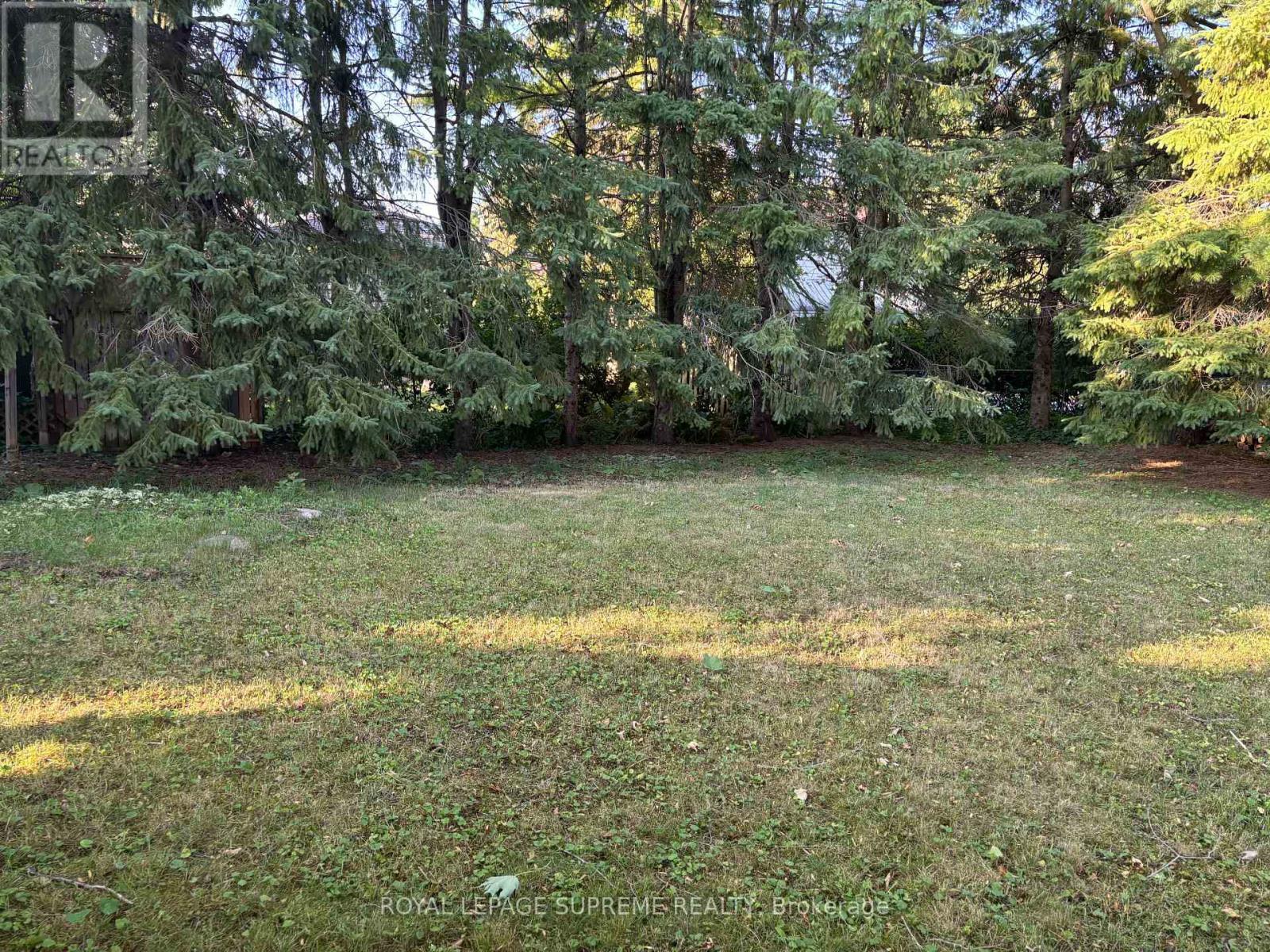 Upper - 8 Redwood Court, Barrie, ON - Outdoor