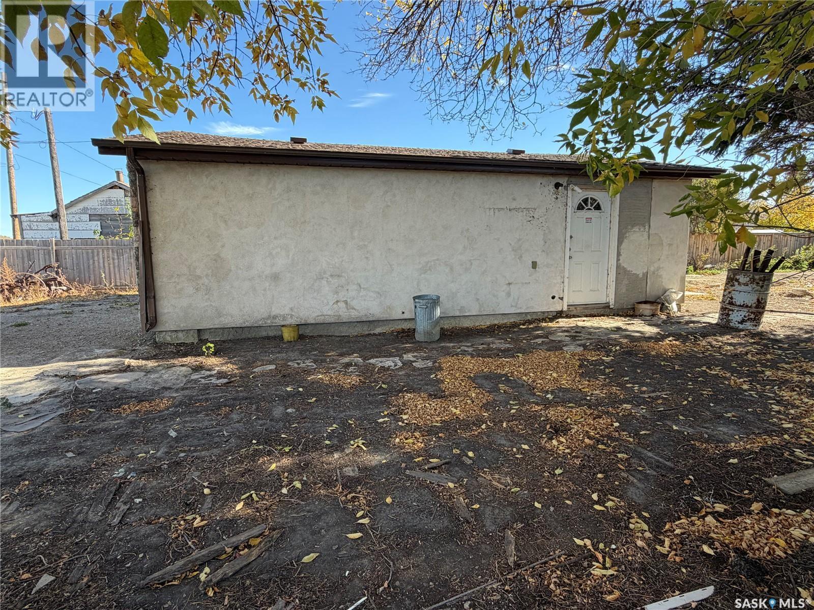 620 1St Avenue S, Bruno, SK - Outdoor