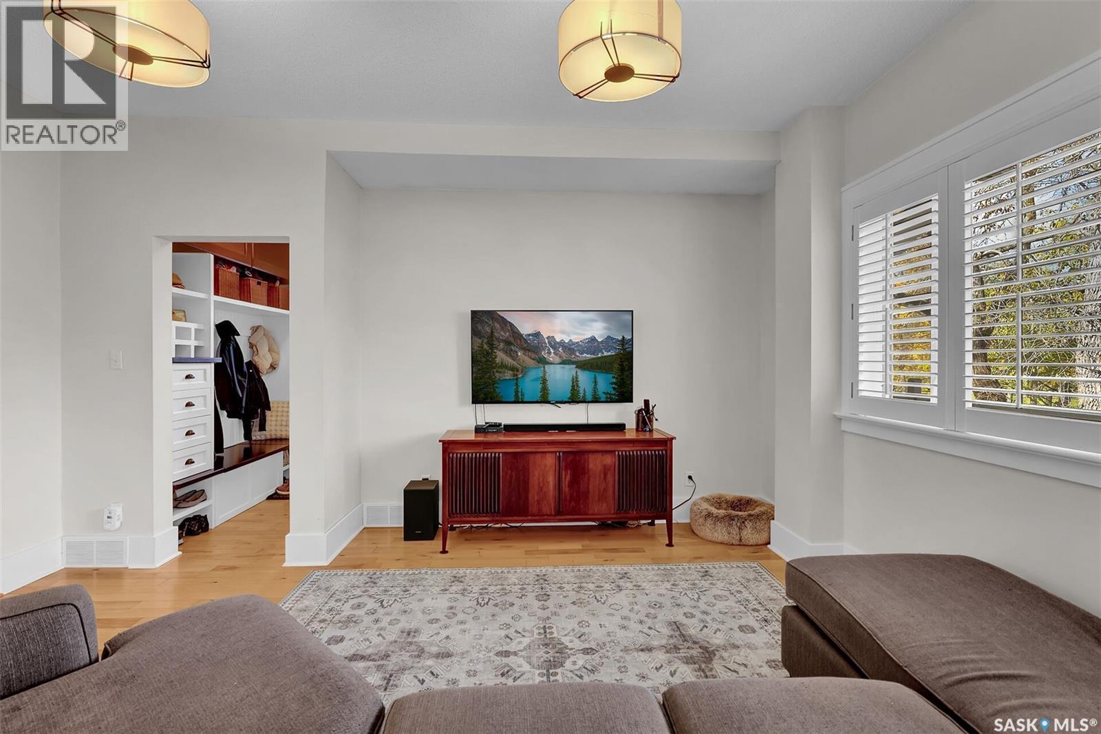 2736 Regina Avenue, Regina, SK - Indoor