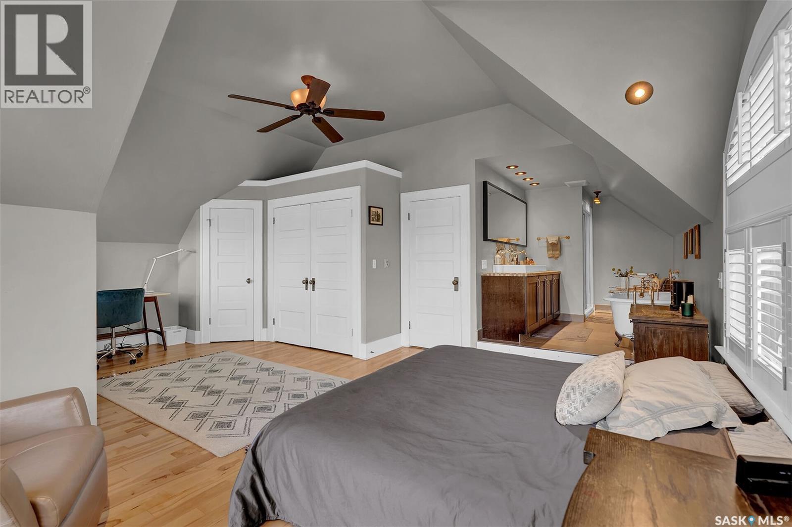 2736 Regina Avenue, Regina, SK - Indoor Photo Showing Bedroom