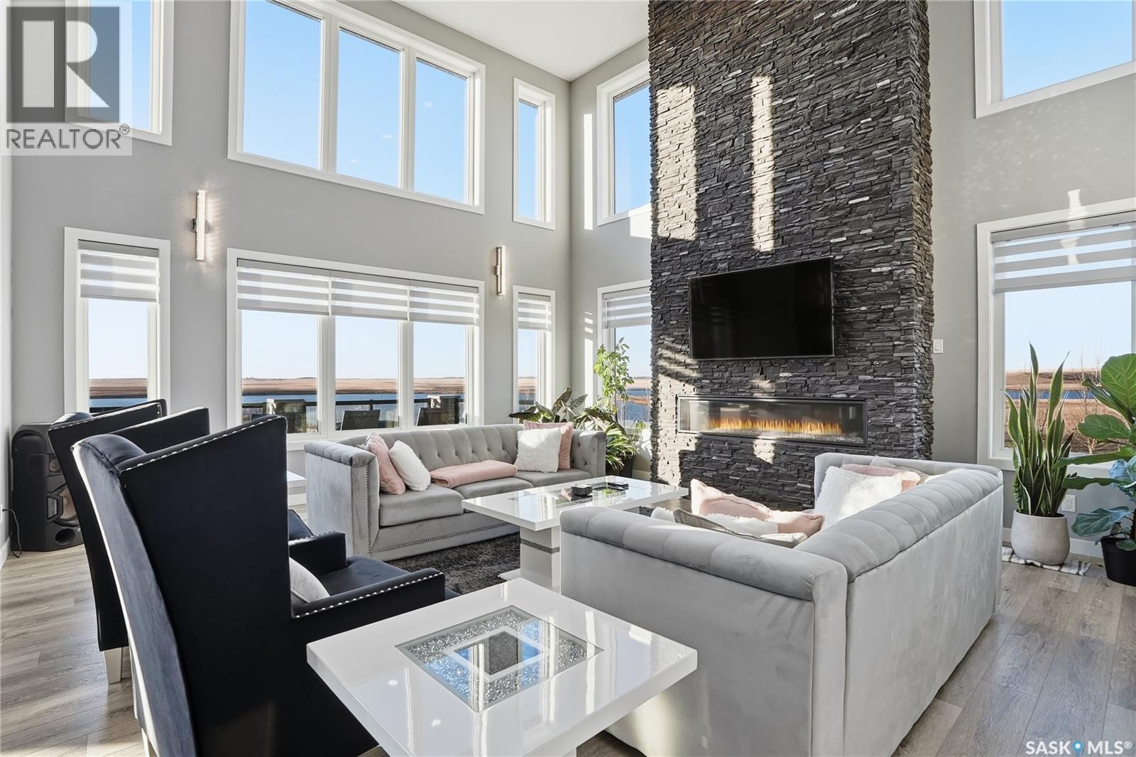 Toye Acreage, Grant Rm No. 372, SK - Indoor Photo Showing Living Room With Fireplace