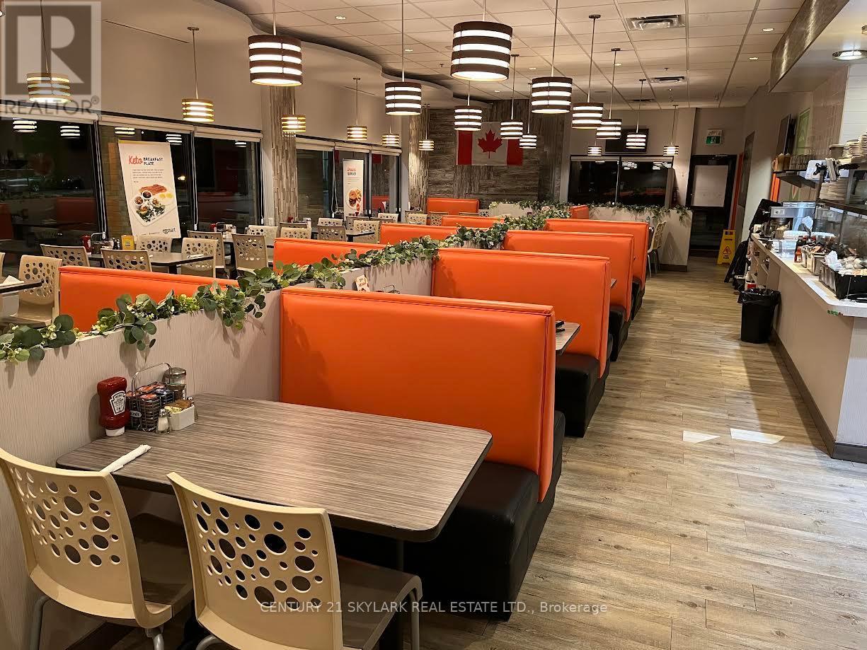 280 North Service Road W, Oakville, ON