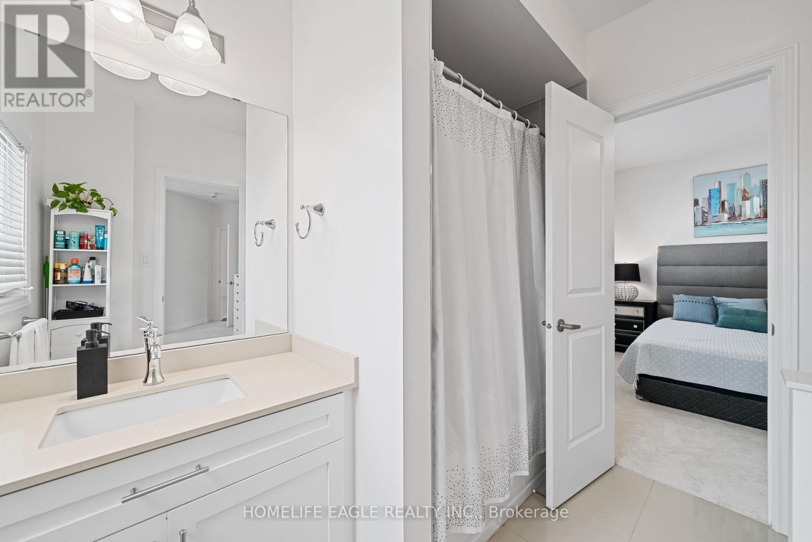 545 Clifford Perry Place, Newmarket, ON - Indoor Photo Showing Bathroom