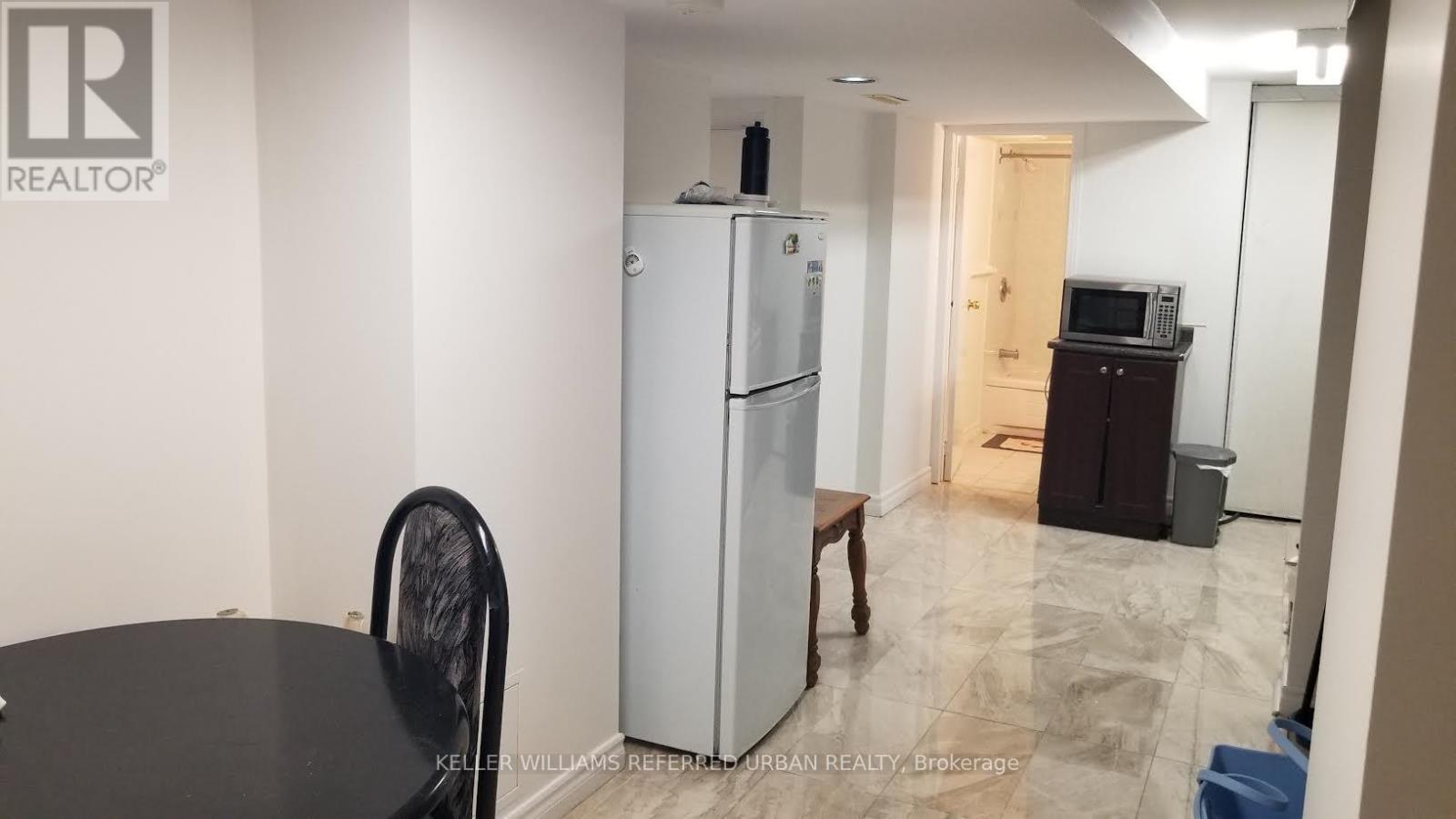 100 Harness Circle, Markham, ON - Indoor