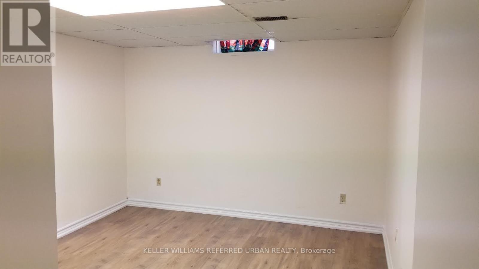 100 Harness Circle, Markham, ON - Indoor Photo Showing Other Room