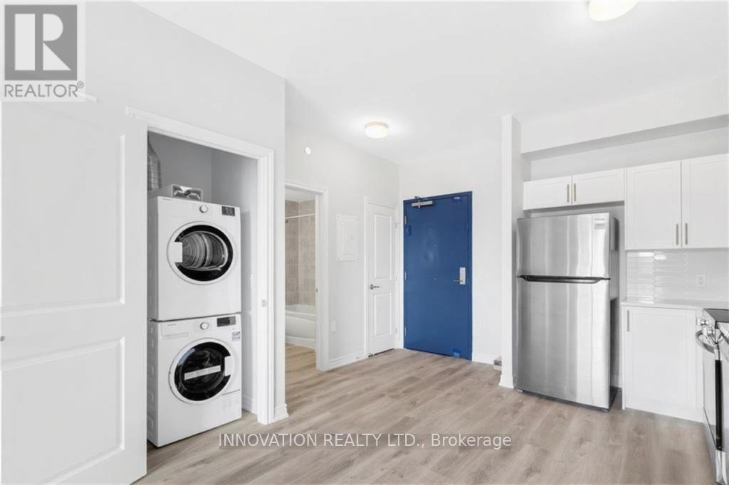 303 - 397 Codd'S Road, Ottawa, ON - Indoor Photo Showing Laundry Room