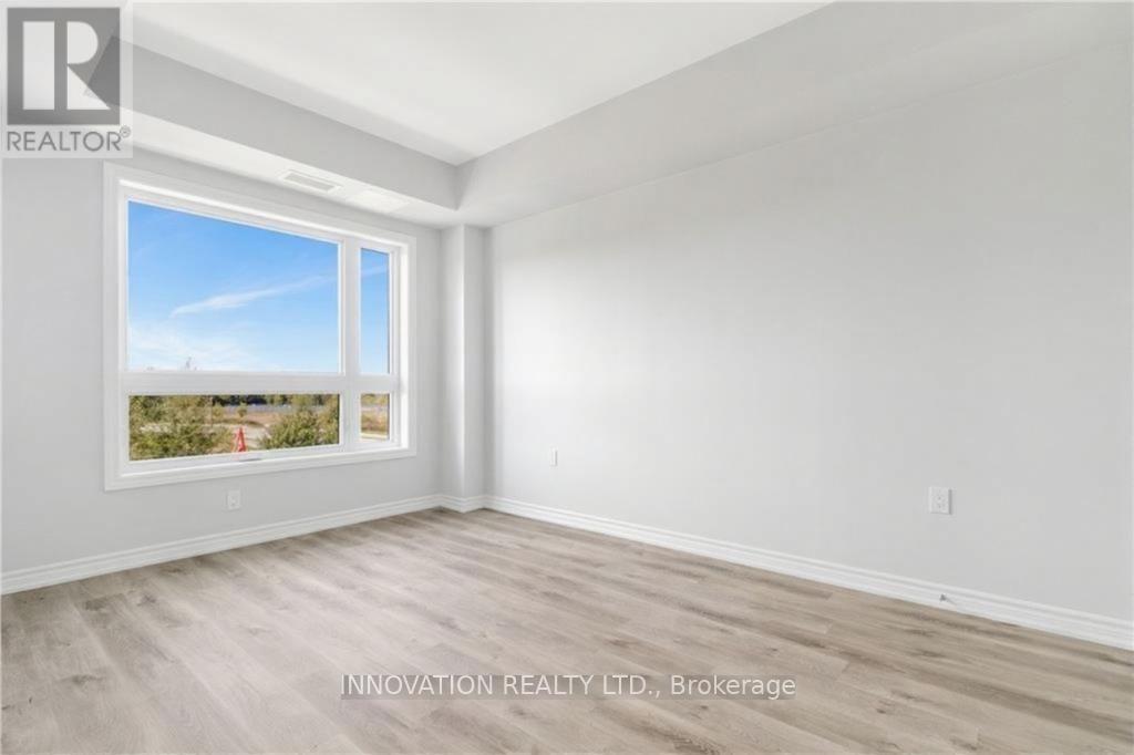 303 - 397 Codd'S Road, Ottawa, ON - Indoor Photo Showing Other Room