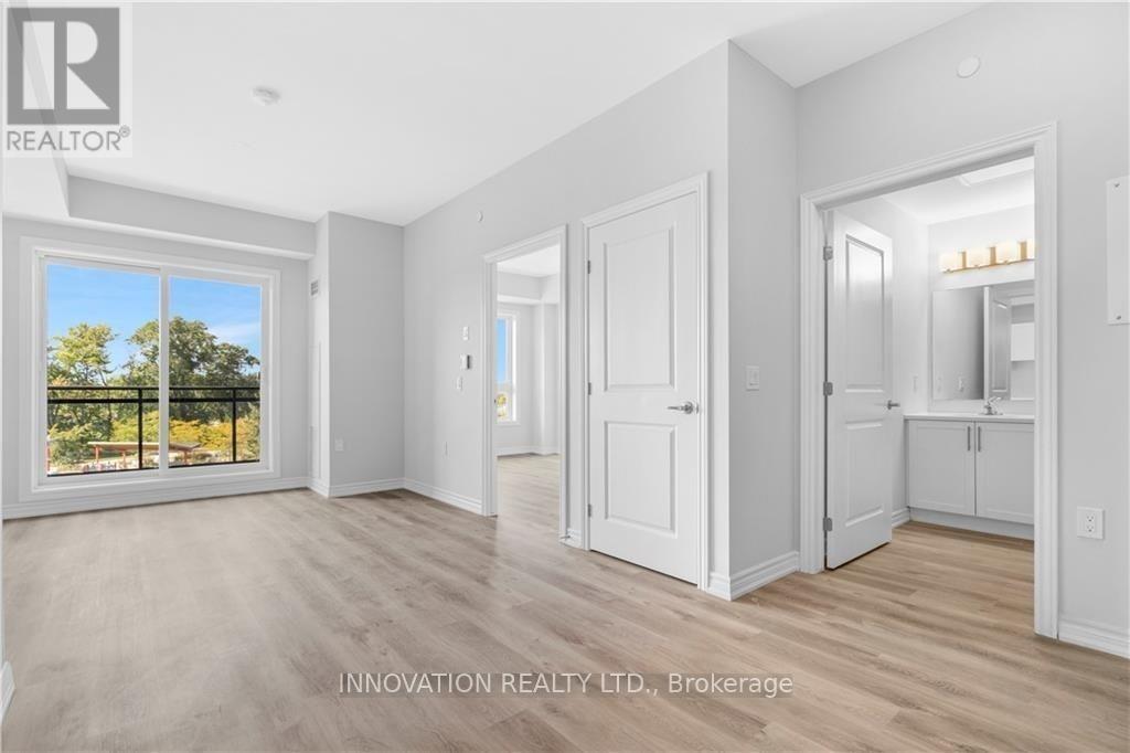 303 - 397 Codd'S Road, Ottawa, ON - Indoor Photo Showing Other Room