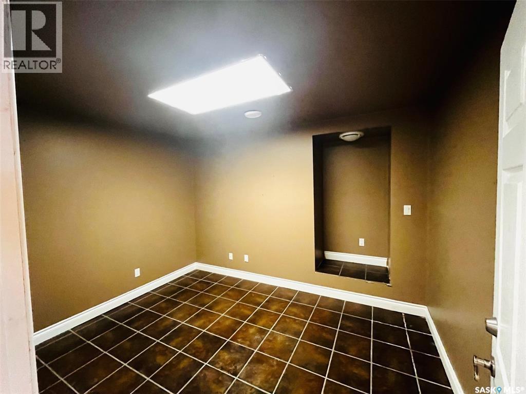 453 Main Street, Esterhazy, SK