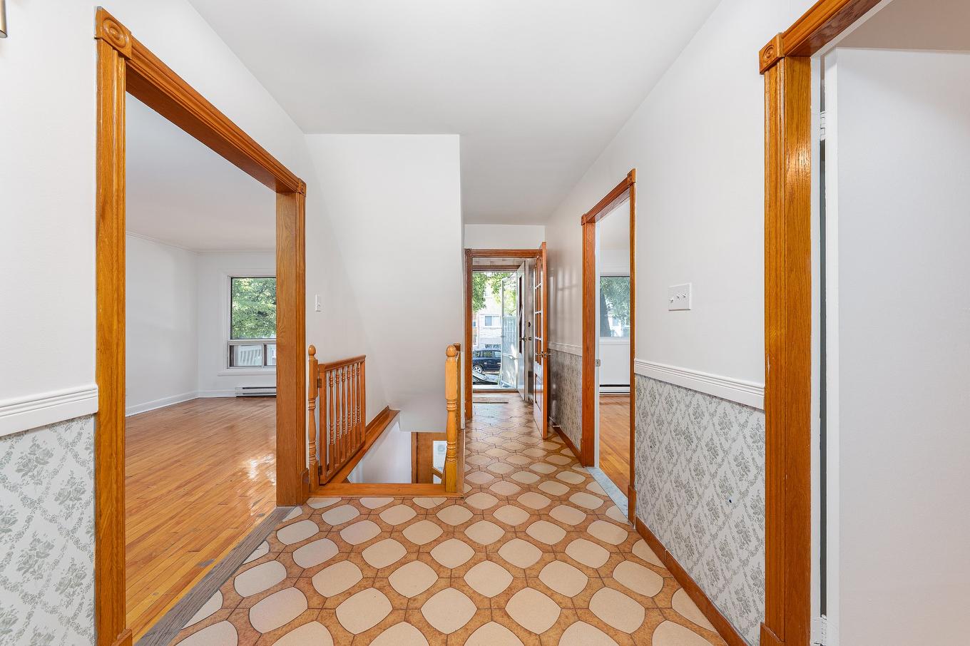 Hall - 3077 Rue Paul-Pau, Montréal (Mercier/Hochelaga-Maisonneuve), QC - Indoor Photo Showing Other Room