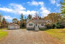 11 Rue Trésor Val-Des-Monts, QC J8N 1P2